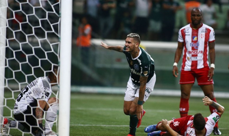 Libertadores: Palmeiras toma susto, mas goleia Independiente Petrolero