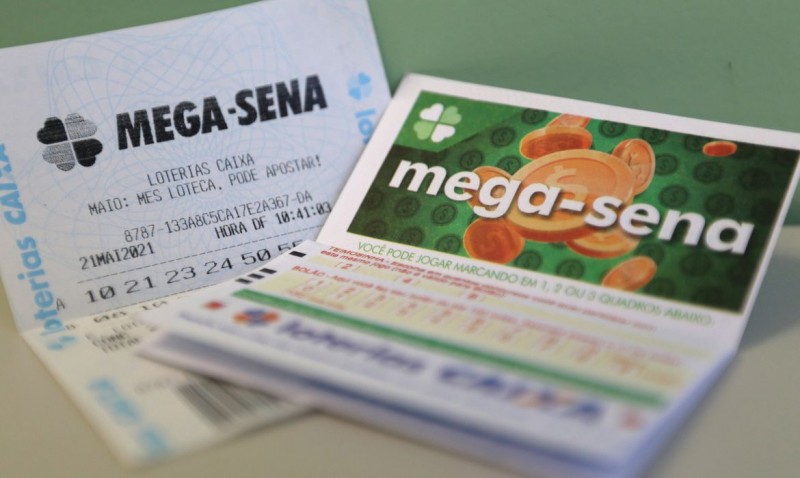 Sem acertadores das seis dezenas, Mega-Sena acumula novamente