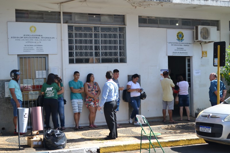 Fim do prazo para alistamento, transferência e regularização do título eleitoral termina hoje