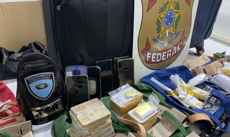 Polícia Federal apreende 77 kg de ouro em avião particular