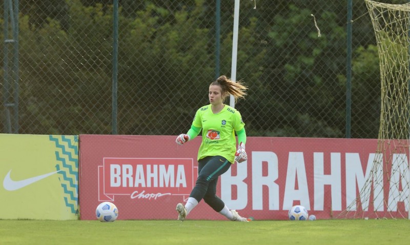 Gabi Barbieri e Thais são convocadas para a seleção feminina