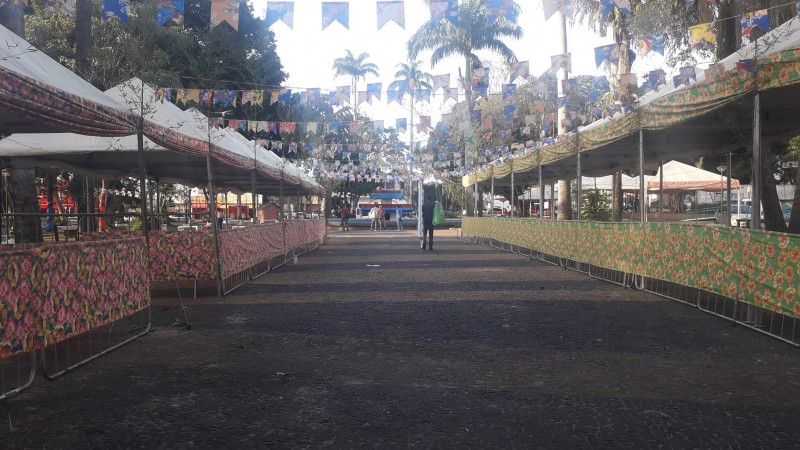 Começa hoje a Festa Julina Popular na Praça Dr. Carlos Sampaio Filho