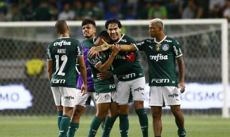 Palmeiras passeia no Allianz Parque e chega às quartas da Libertadores