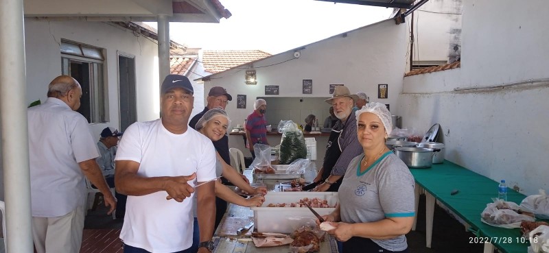 Feijoada beneficente do Clube dos 25 será neste sábado