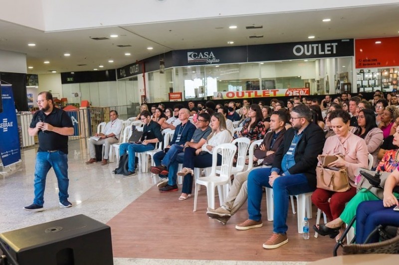 Feira do Empreendedorismo e Inovação reúne expositores e supera expectativas