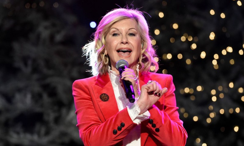 Olivia Newton-John, atriz e cantora, morre aos 73 anos