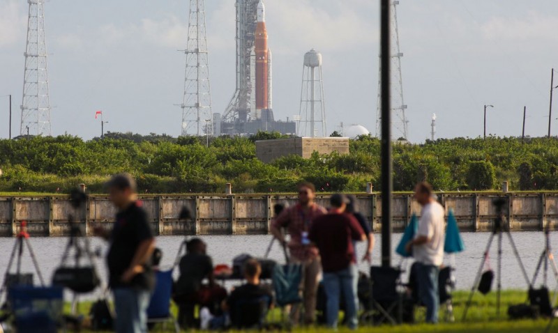 Nasa cancela lançamento da Artemis I após detectar vazamento em motor