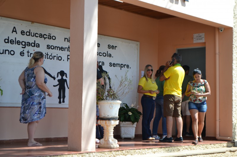 Seções registram algumas filas, mas votação acontece tranquila em Penápolis