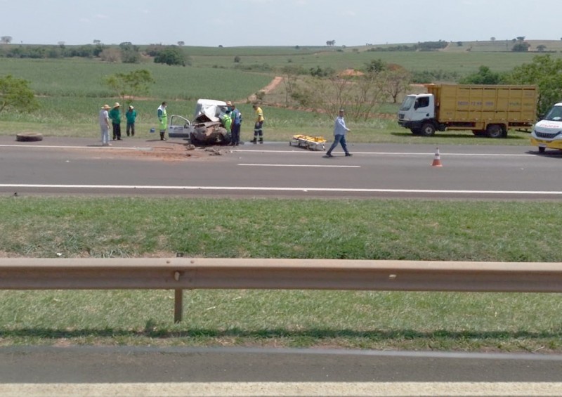 Dois são socorridos após acidente com furgão na rodovia Marechal Rondon