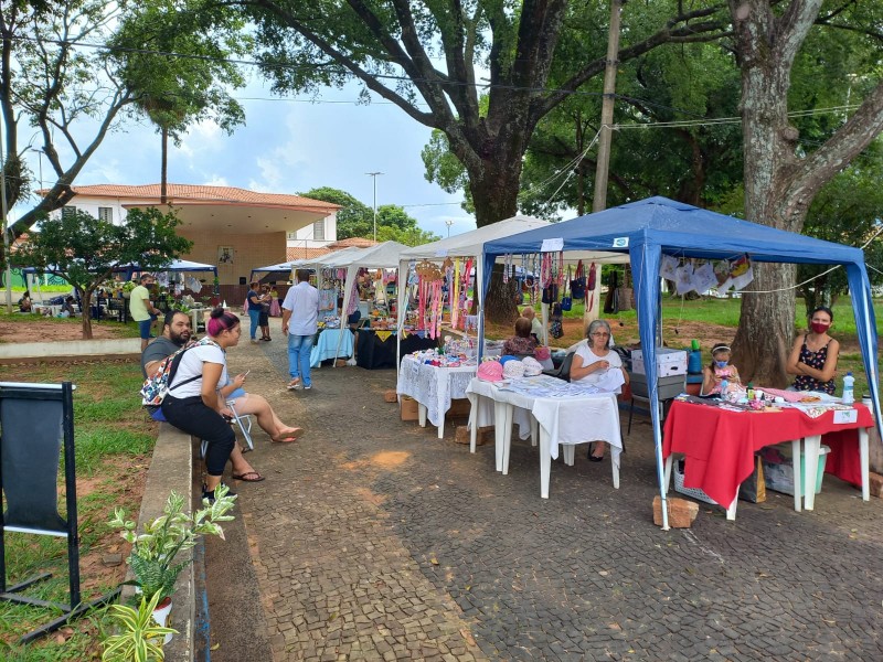 Feira de Economia Criativa e Solidária encerra evento cultural neste sábado