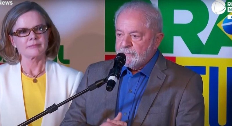 Lula anuncia Haddad, Rui Costa, Dino, Múcio e Vieira como ministros