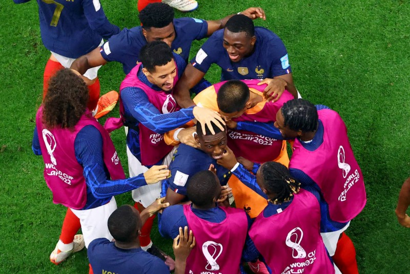 França vence Marrocos com dificuldade e enfrenta Argentina na disputa pelo tri da Copa do Mundo
