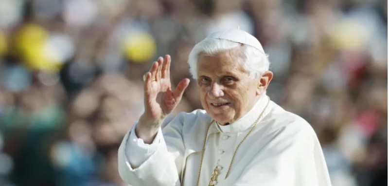 Papa emérito Bento XVI morre aos 95 anos