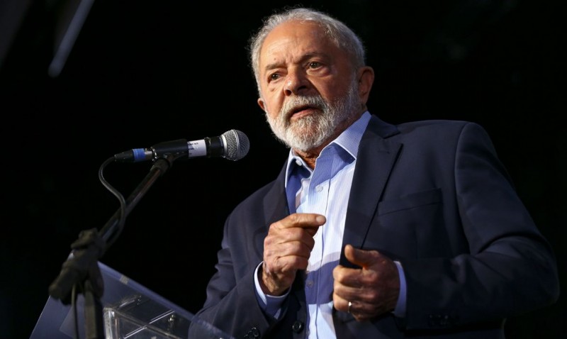 Lula entra para a história da redemocratização com 3º mandato