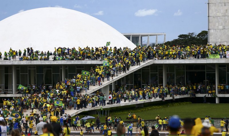 Entidades divulgam notas de repúdio contra invasões antidemocráticas