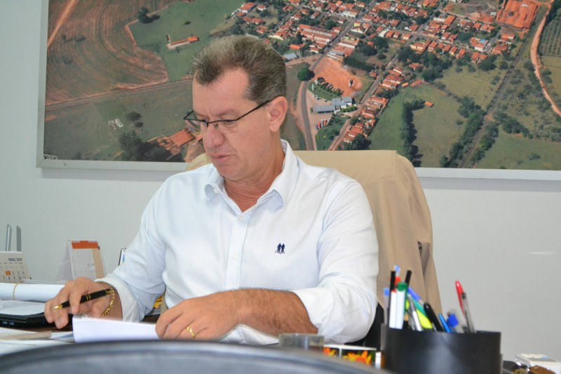 Prefeitura de Avanhandava concede 10% de reajuste salarial aos servidores municipais
