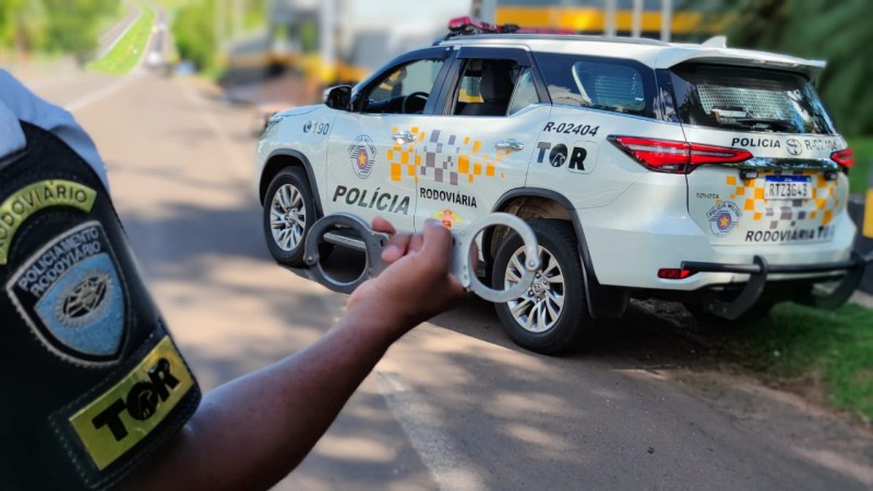 Procurado por homicídio no RJ é preso pelo TOR em ônibus na Assis