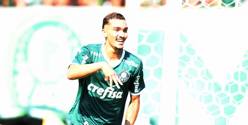 Palmeiras derrota América-MG com gol no fim e é bicampeão