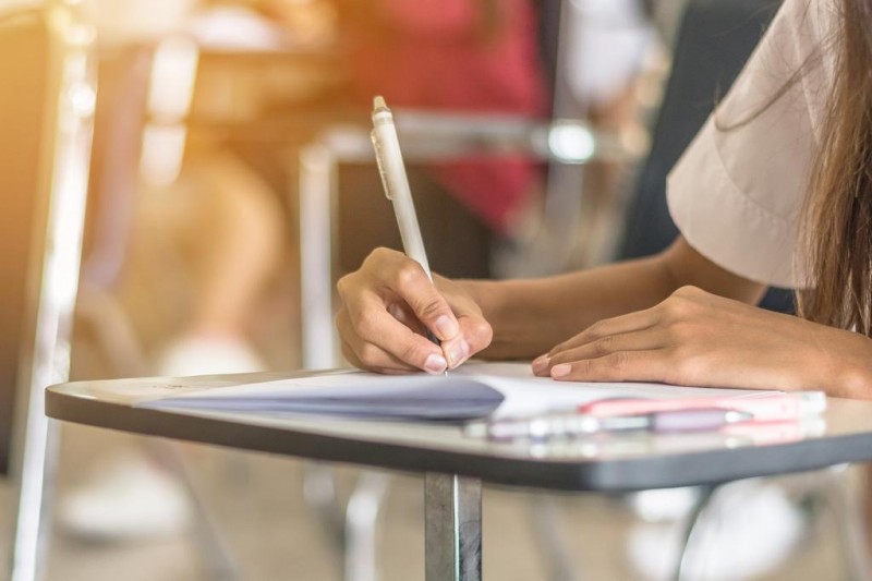 Estudantes já podem se inscrever para bolsas de estudos da Funepe