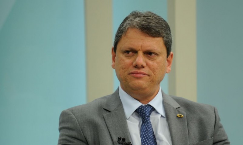 Em viagem internacional, governador de SP passará por cirurgia