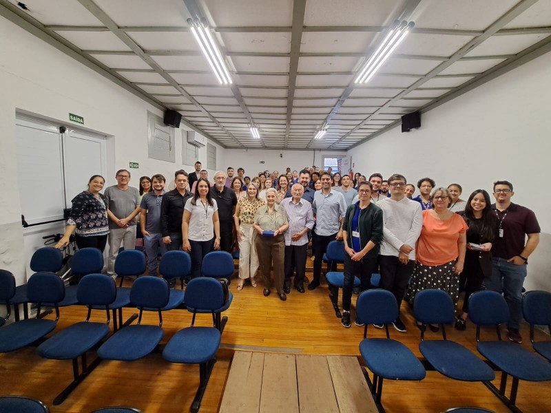 Funepe celebra 57 anos de história em confraternização com funcionários