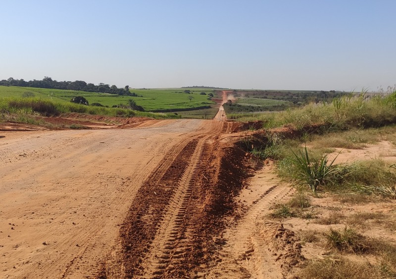 Estrada da Barra Bonita tem trecho de 6 km recuperado