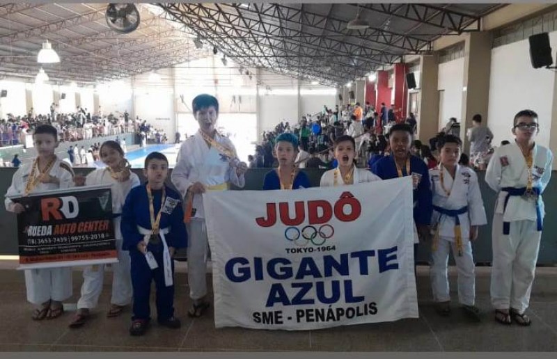 Atletas participam de Torneio de Judô em Bastos