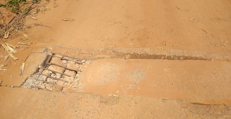 Secretaria de Obras interdita ponte do Córrego Grande para reparos