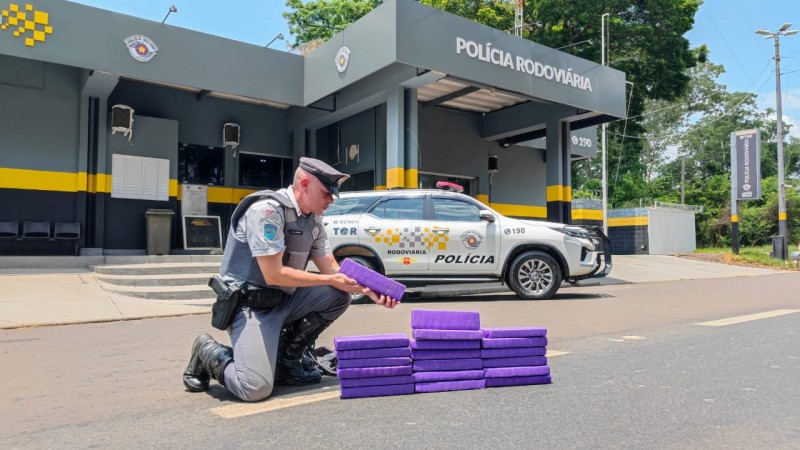 Polícia Militar Rodoviária prende mulher por tráfico internacional de drogas