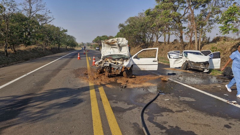 Homem acusado de embriaguez ao volante provoca acidente em vicinal envolvendo 3 veículos e ferindo 4 pessoas