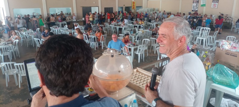 Show de Prêmios abre programação festiva do padroeiro São Francisco de Assis