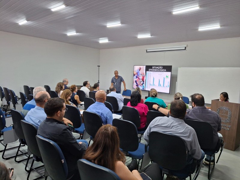 Sala de Situação de Dengue aborda ações tomadas pelo poder público