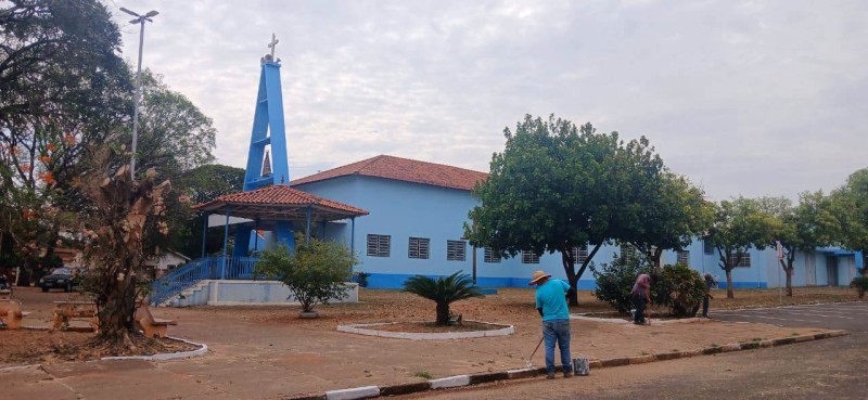 Praça da Aparecida recebe cuidados especiais para o Dia da Padroeira