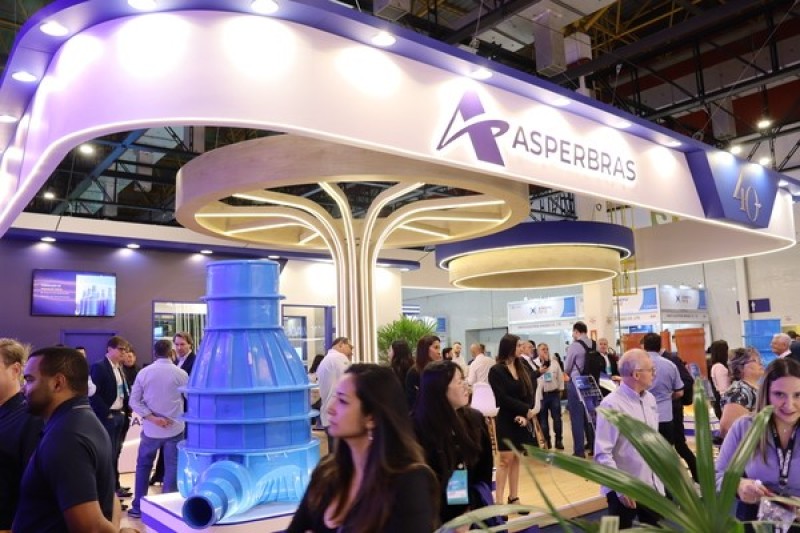 Asperbras comemora sucesso na FENASAN 2025