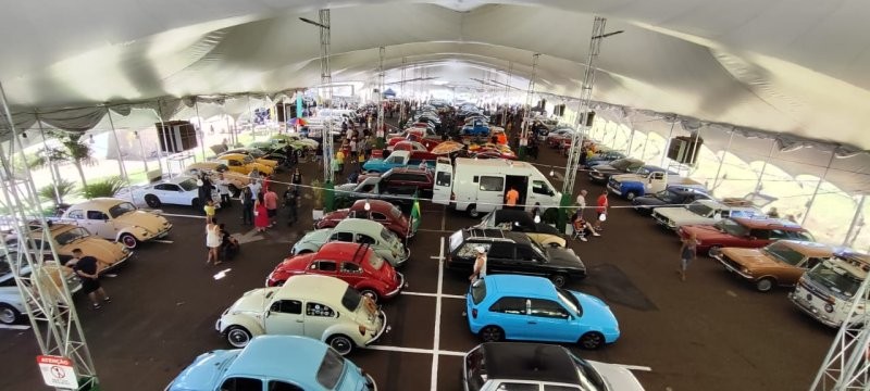 Penápolis Garden Shopping recebe encontro de veículos antigos neste domingo