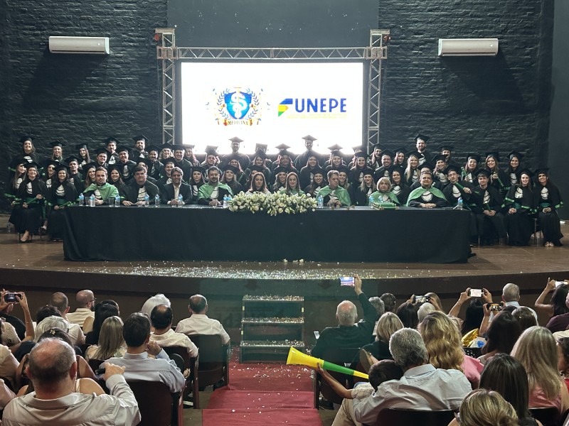 FUNEPE celebra formação da Terceira Turma do curso de Medicina