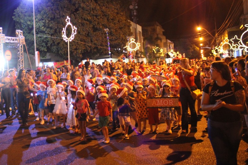 Natal dos Sonhos 2025: Hoje tem lançamento da iluminação do Santuário e Parada de Natal
