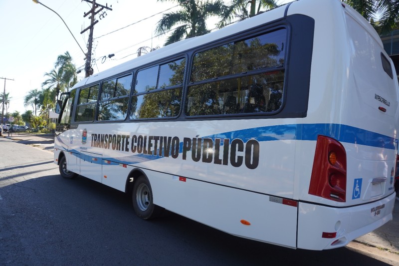 Prefeitura adquire mais um ônibus para o Transporte Coletivo