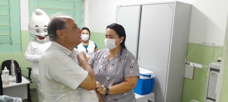 Quase 2 mil pessoas se vacinaram no Dia D contra Gripe