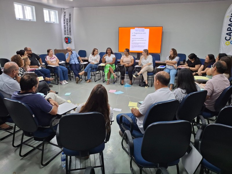 Penápolis recebe qualificação do “Projeto Nós na Rede”