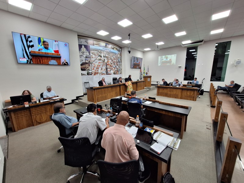 Câmara Municipal votará 7 projetos em sessão na segunda-feira