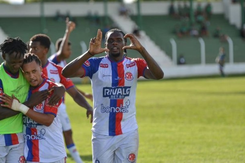 Penapolense fica em 3º na primeira fase do Campeonato Paulista Série A4; equipe está semifinal