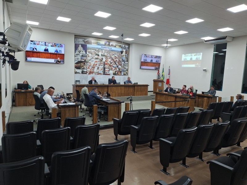 Câmara Municipal votará 2 projetos em sessão nesta segunda-feira