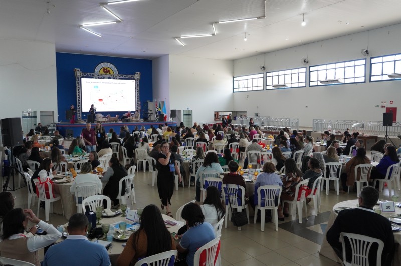 Congresso “Articula Penápolis” discute assistência social com 280 profissionais