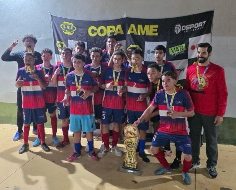 Futsal Sub-15 e 17 são campeões da Copa AME