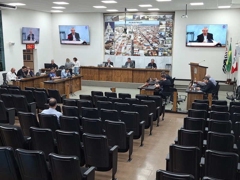 Projeto autoriza carona para alunos da zona rural em transporte público