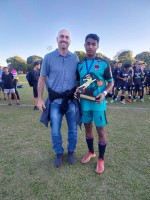 O troféu de melhor goleiro foi entregue à Danilo da Silva Rodrigues (Olé Paulista/PM Luiziânia)