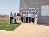 Família Rossetti durante inauguração do CD do Grupo Amigão