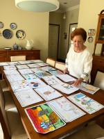 Professora Vera Lucia Fernandes Sassi que teve a missão de escolher os melhores trabalhos