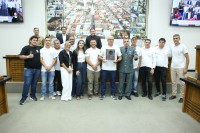 Nandinho e companheiros voluntários do projeto 4 Linhas/Retesp